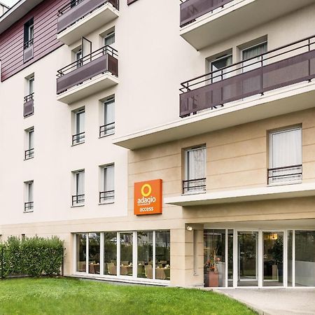 Aparthotel Adagio Access Carrieres Sous Poissy Bagian luar foto